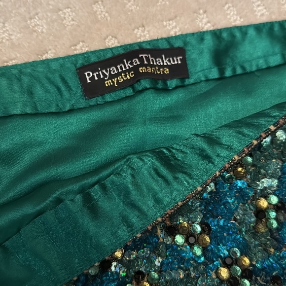 Green sequin skirt - Picture 2 of 4